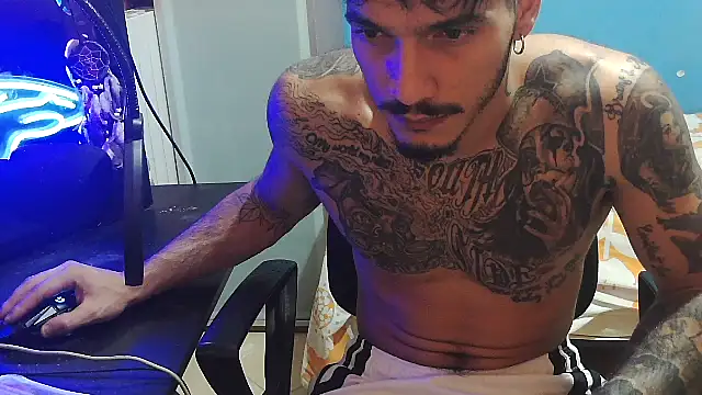 Snapshot of Badboyi1997 chatting on 09-30-25, 10:37 Badboyi1997 online show from 09-30-25, 10:37