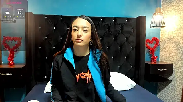 Snapshot of Mia_scarlet69 chatting on 03-13-25, 12:13 Mia scarlet69 online show from 03-13-25, 12:13