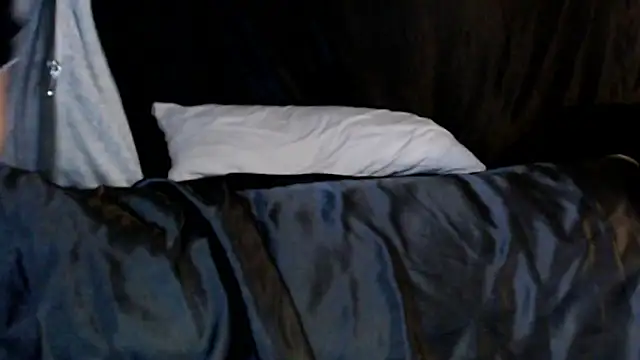 Snapshot of liadivina chatting on 02-27-25, 10:04 liadivina online show from 02-27-25, 10:04