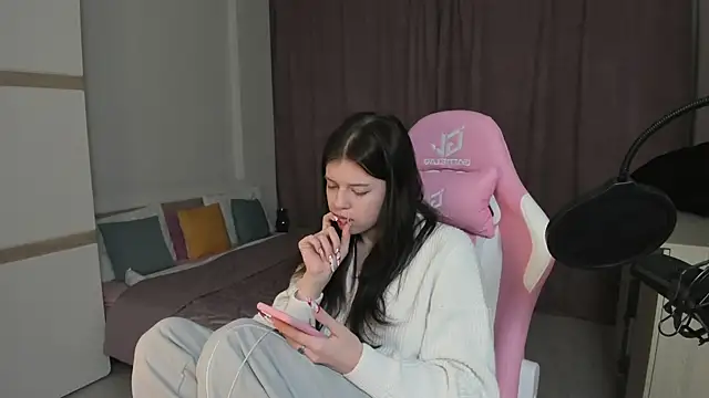 Este Glen online show from 12-31-24, 12:54