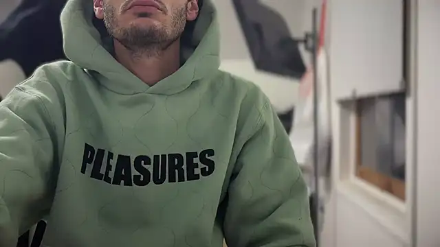 Dylansd online show from 12-13-24, 09:02