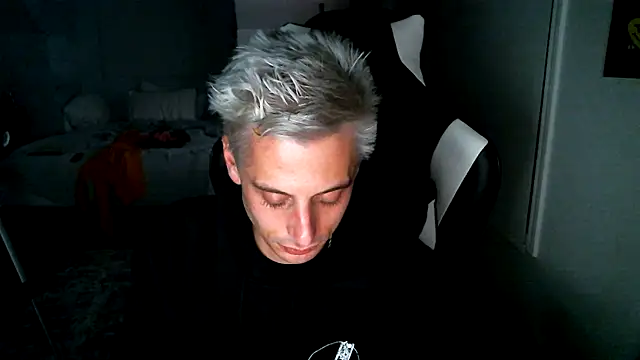 Dylansd online show from 12-29-24, 11:18