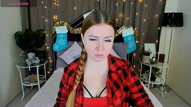 BettyBloom69 online show from 12-17-24, 04:23