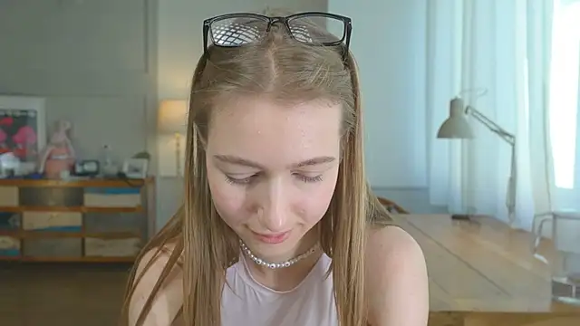 solar bella online show from 02-08-25, 02:05