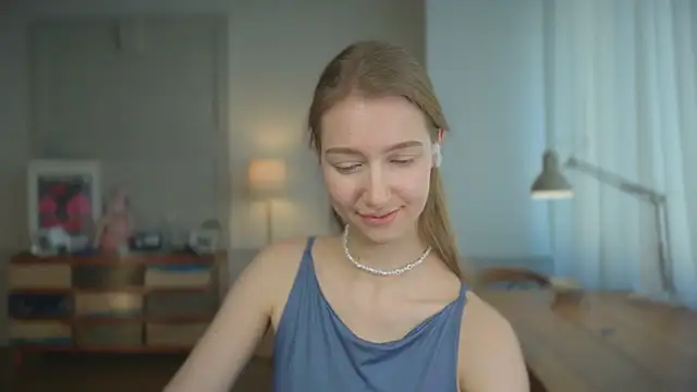 solar bella online show from 02-25-25, 02:11