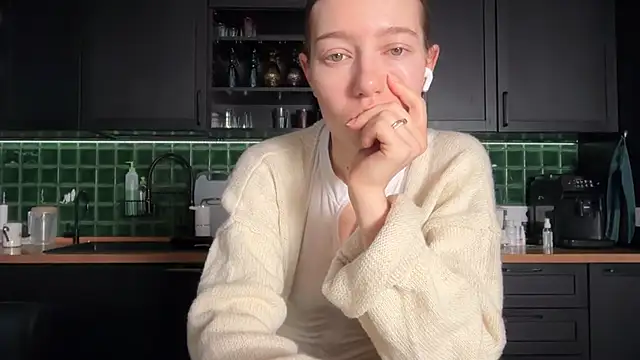 solar bella online show from 03-13-26, 03:57