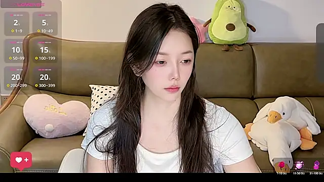 Snapshot of Yilin1999 chatting on 04-22-26, 10:50 Yilin1999 online show from 04-22-26, 10:50