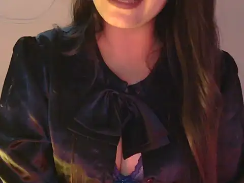 Snapshot of diva-22 chatting on 11-11-25, 03:12 diva-22 online show from 11-11-25, 03:12