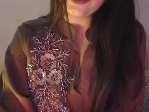 Snapshot of diva-22 chatting on 12-05-25, 02:14 diva-22 online show from 12-05-25, 02:14