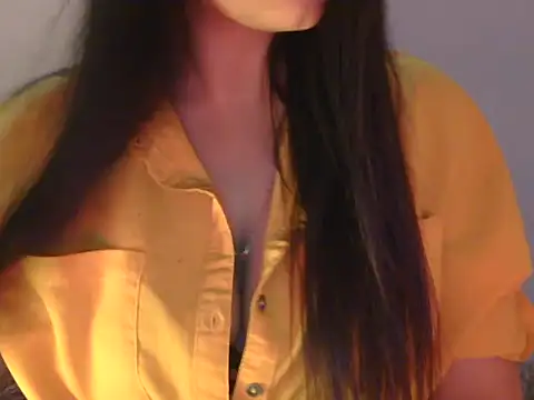 Snapshot of diva-22 chatting on 12-15-25, 03:16 diva-22 online show from 12-15-25, 03:16