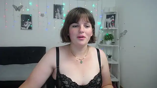 StaceyLex online show from 09-10-25, 05:29