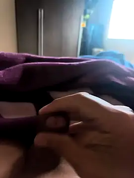 mirrowhot online show from 04-13-26, 06:52