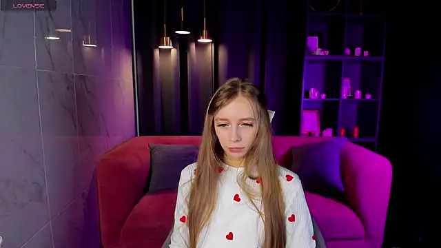 OliviaGentle online show from 12-03-24, 07:00