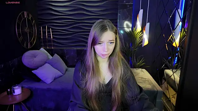 OliviaGentle online show from 01-13-25, 02:39