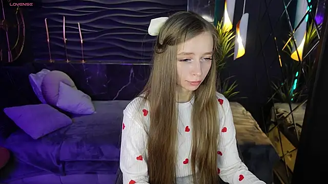 OliviaGentle online show from 01-16-25, 03:23