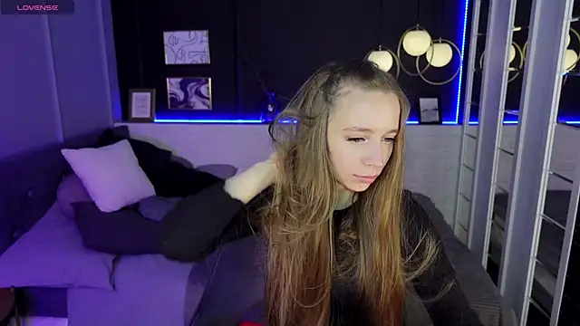 OliviaGentle online show from 02-06-25, 05:25