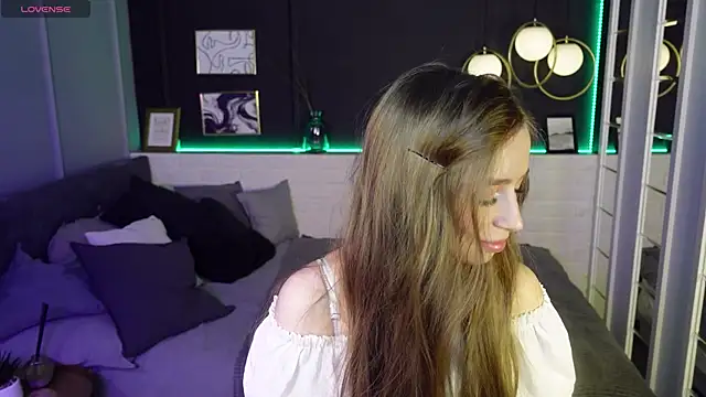 OliviaGentle online show from 02-08-25, 02:15