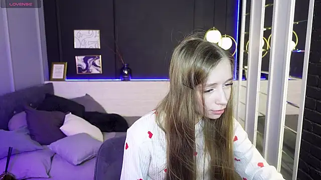 OliviaGentle online show from 02-09-25, 04:36