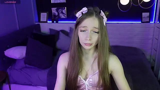 OliviaGentle online show from 02-17-25, 04:48