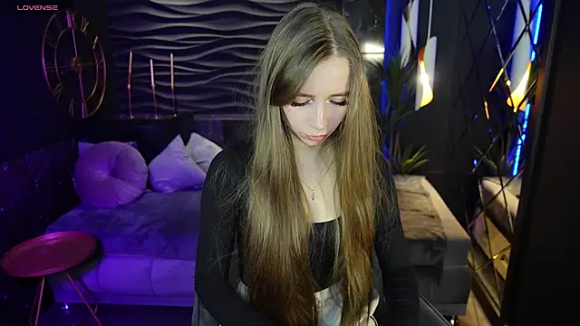 OliviaGentle online show from 02-21-25, 10:59