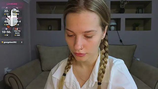 LinaCristonsen online show from 11-12-25, 03:23