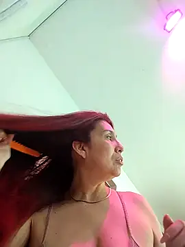 Snapshot of Perla_Franco chatting on 12-03-25, 05:15 Perla Franco online show from 12-03-25, 05:15