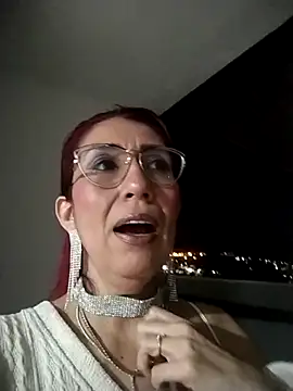 Snapshot of Perla_Franco chatting on 12-04-25, 05:50 Perla Franco online show from 12-04-25, 05:50