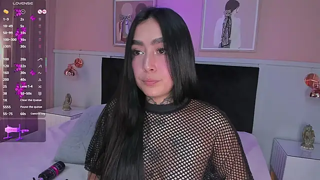 elodie walker online show from 11-11-25, 01:22