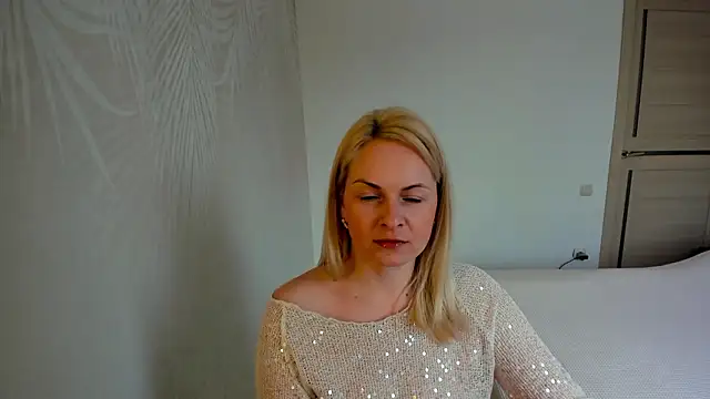 Snapshot of Alicee_Gracee chatting on 03-19-26, 08:29 Alicee Gracee online show from 03-19-26, 08:29