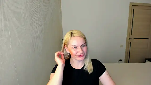 Snapshot of Alicee_Gracee chatting on 03-21-26, 05:05 Alicee Gracee online show from 03-21-26, 05:05