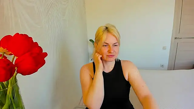 Snapshot of Alicee_Gracee chatting on 04-29-26, 08:29 Alicee Gracee online show from 04-29-26, 08:29