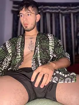 Snapshot of Anthony-Martin chatting on 02-11-25, 02:46 Anthony-Martin online show from 02-11-25, 02:46