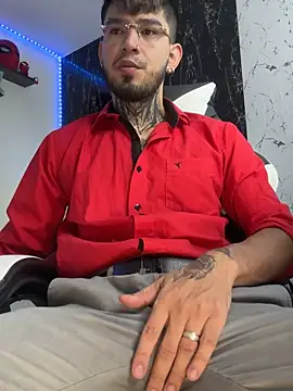 Snapshot of Anthony-Martin chatting on 10-20-25, 12:16 Anthony-Martin online show from 10-20-25, 12:16