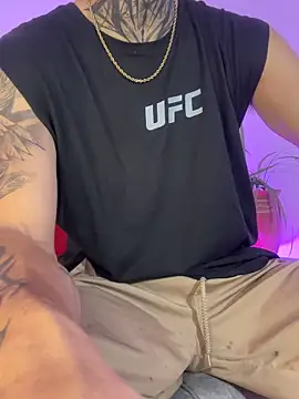 Snapshot of Anthony-Martin chatting on 11-17-25, 03:18 Anthony-Martin online show from 11-17-25, 03:18