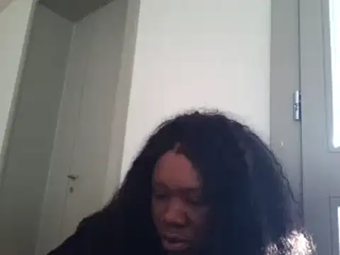 Snapshot of bonbonaumiel chatting on 12-06-24, 02:17 bonbonaumiel online show from 12-06-24, 02:17