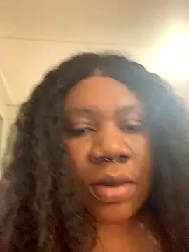 Snapshot of bonbonaumiel chatting on 12-07-24, 12:02 bonbonaumiel online show from 12-07-24, 12:02