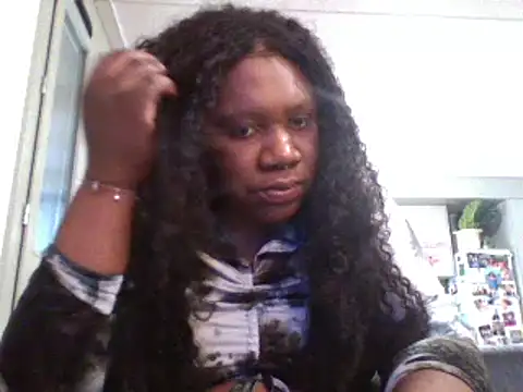 Snapshot of bonbonaumiel chatting on 12-12-24, 10:34 bonbonaumiel online show from 12-12-24, 10:34