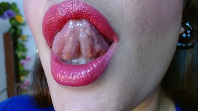 Snapshot of miss_evoleth2 chatting on 02-11-26, 11:21 miss evoleth2 online show from 02-11-26, 11:21