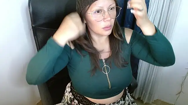 miss evoleth2 online show from 06-21-26, 12:57