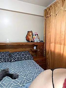 Lucy Chery online show from 09-25-25, 09:51