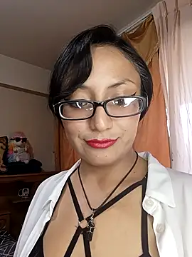 Snapshot of Lucy_Chery chatting on 12-13-25, 10:26 Lucy Chery online show from 12-13-25, 10:26