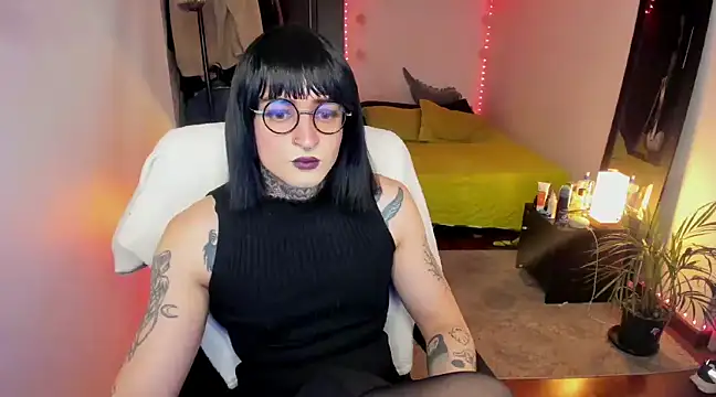 ShiiraVelkor online show from 02-25-25, 10:15