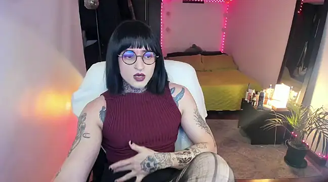 ShiiraVelkor online show from 03-01-25, 01:07