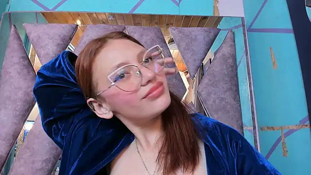 LARICSABLUE online show from 01-17-25, 01:47