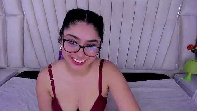 Lucy Anall  online show from 12-20-24, 12:30