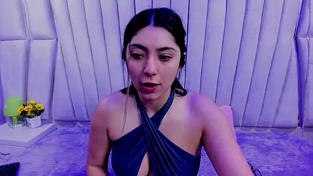 Snapshot of Lucy_Anall_ chatting on 11-04-25, 09:25 Lucy Anall online show from 11-04-25, 09:25