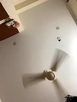 satrr xxx online show from 09-25-25, 05:00