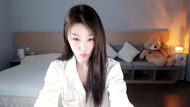 Snapshot of Lucky-baby chatting on 02-19-25, 01:39 Lucky-baby online show from 02-19-25, 01:39