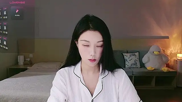 Snapshot of Lucky-baby chatting on 10-05-25, 01:09 Lucky-baby online show from 10-05-25, 01:09