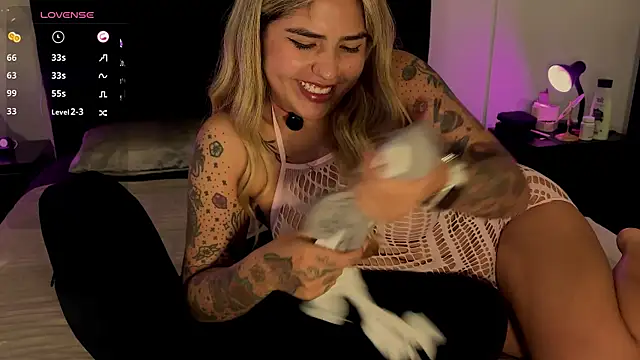 whitesemma online show from 04-30-26, 02:18